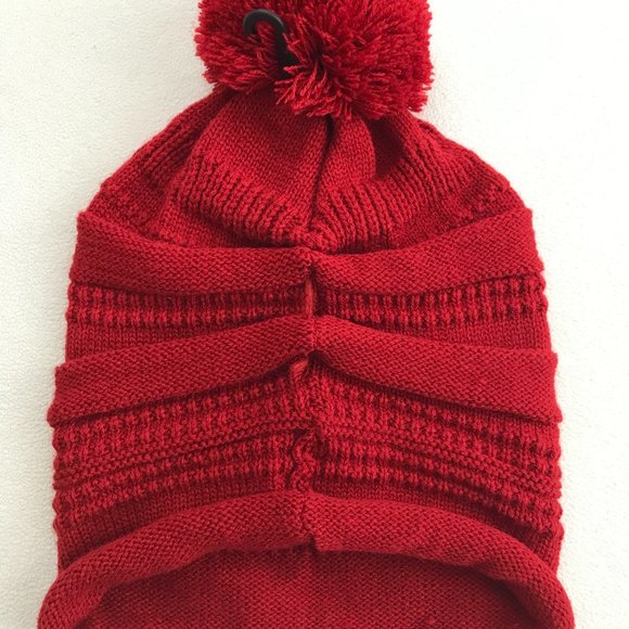NWT Red Pom Hat, Women, One Size - Picture 3 of 7